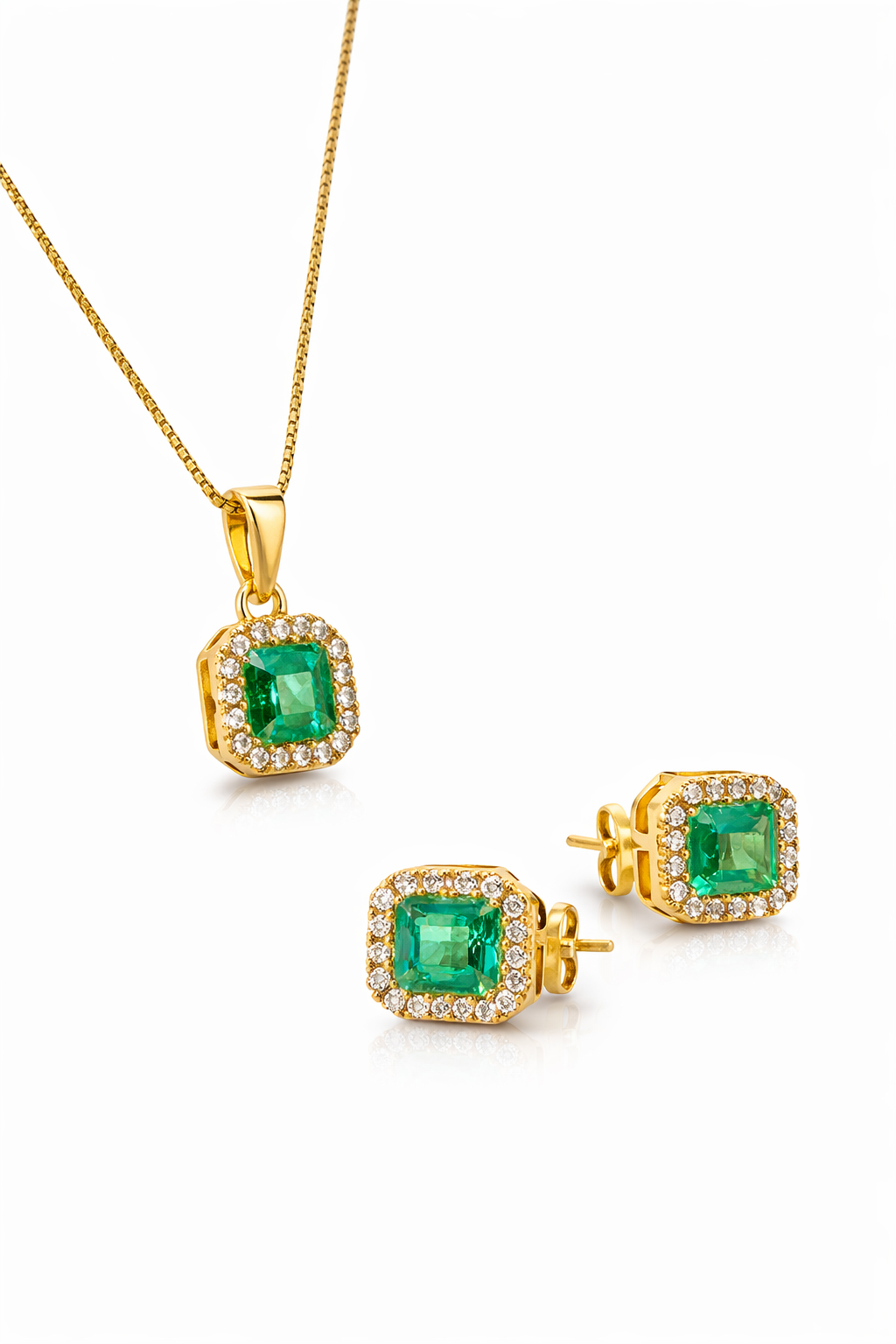 Necklace with pendant and earrings in emerald gold and diamond